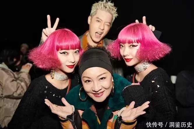 迪丽热巴公司招人,基本要求全能,几乎24小时待命,工资五千